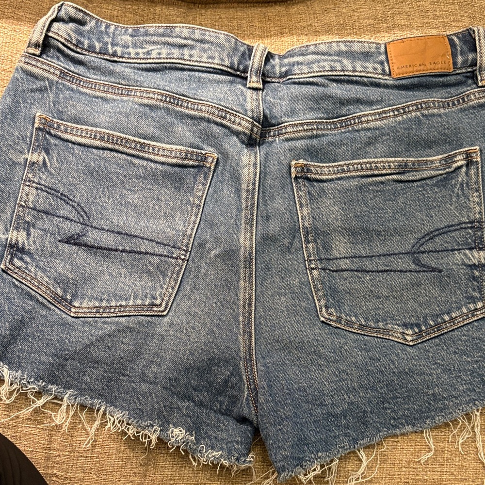 American Eagle Outfitters Women's Classic Blue Jean Shorts